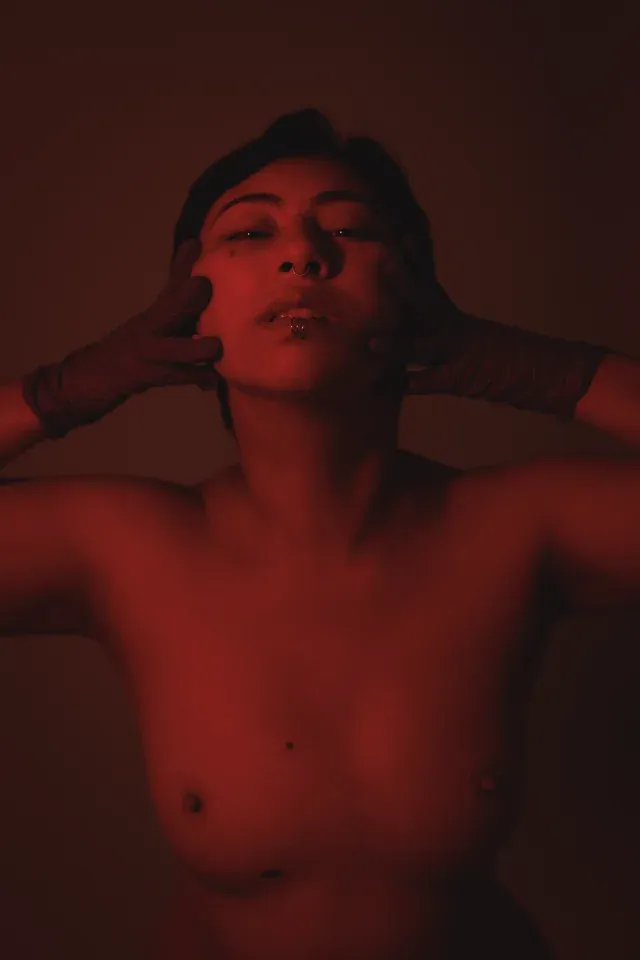 Renée Nesca - by Tomás Freres
